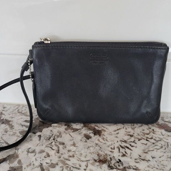 Coach wristlet   - Picture 1 of 8